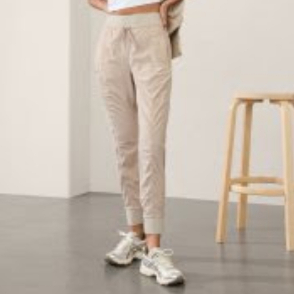 Athleta Attitude Midrise Jogger Pants